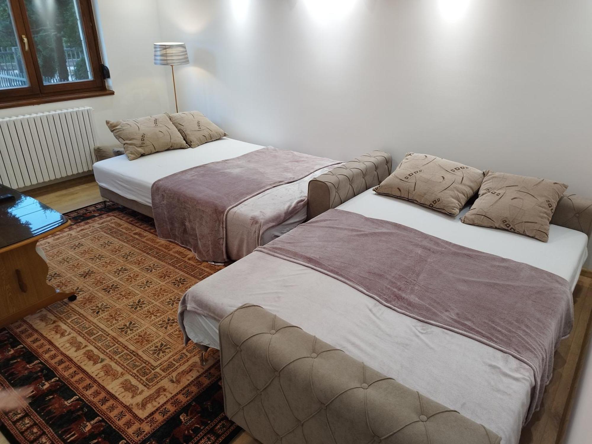Apartment 1 *